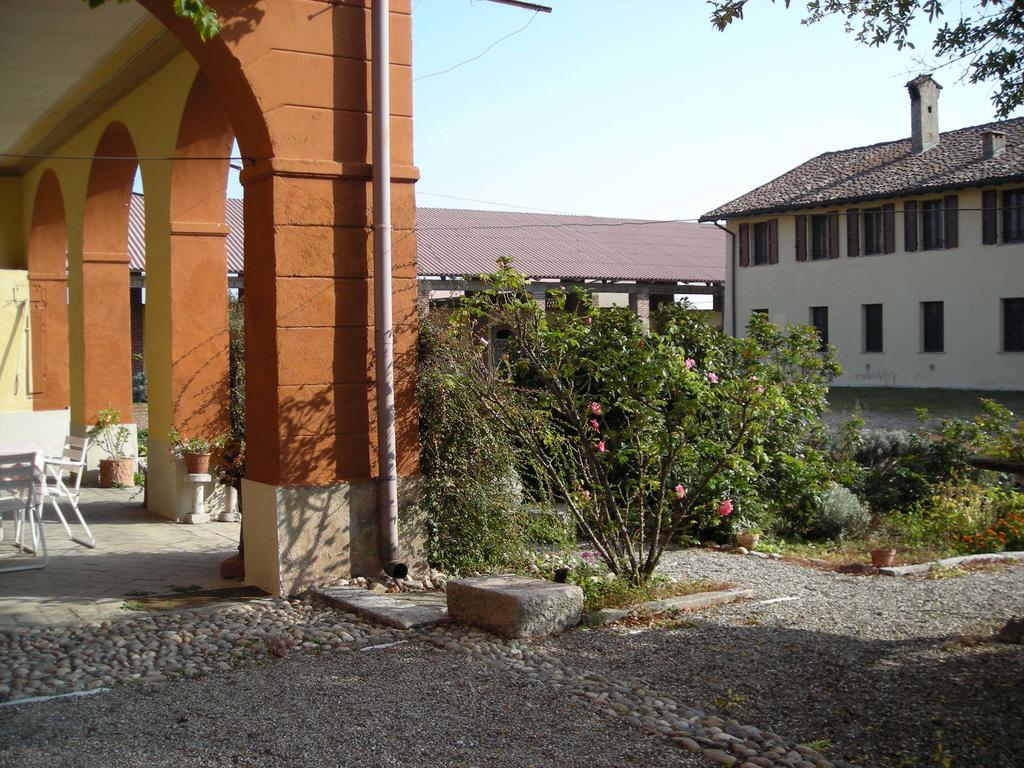 Agriturismo Cascina Roma Ozzero Buitenkant foto
