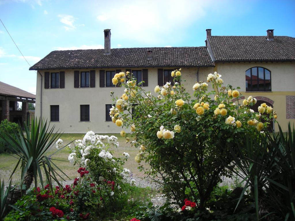Agriturismo Cascina Roma Ozzero Buitenkant foto