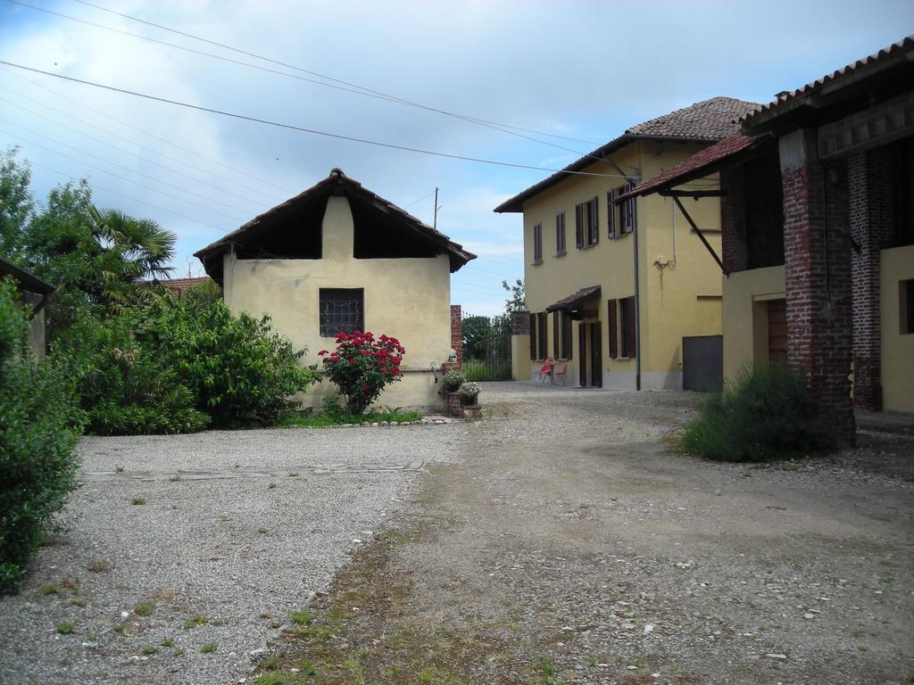 Agriturismo Cascina Roma Ozzero Buitenkant foto